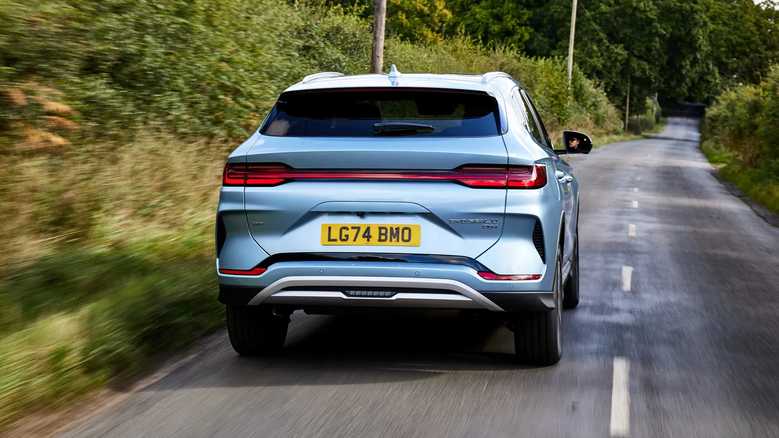 BYD Seal U Review: Electric SUV, Range & Price in Europe - Image 10