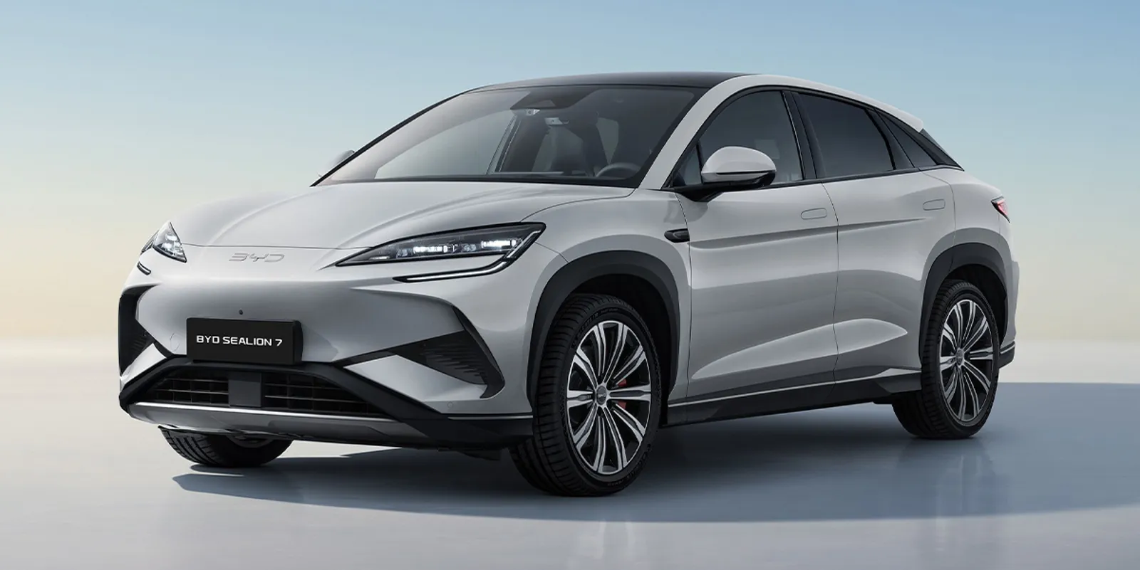 BYD Sealion 7 Review: Flagship SUV Price, Range, Euro NCAP - Image 6