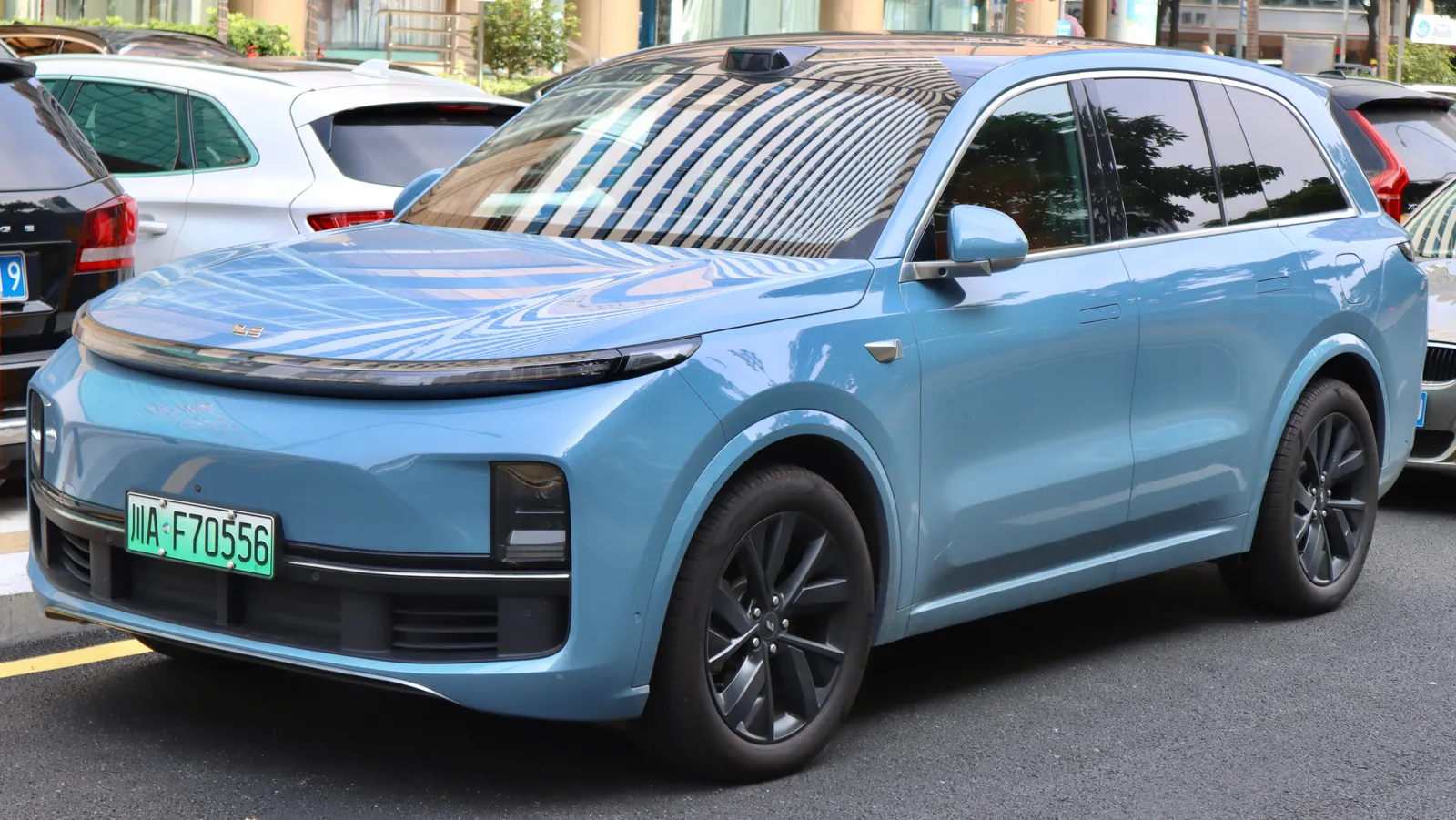 Li Auto L8 and L7: EREV Family SUVs Compared