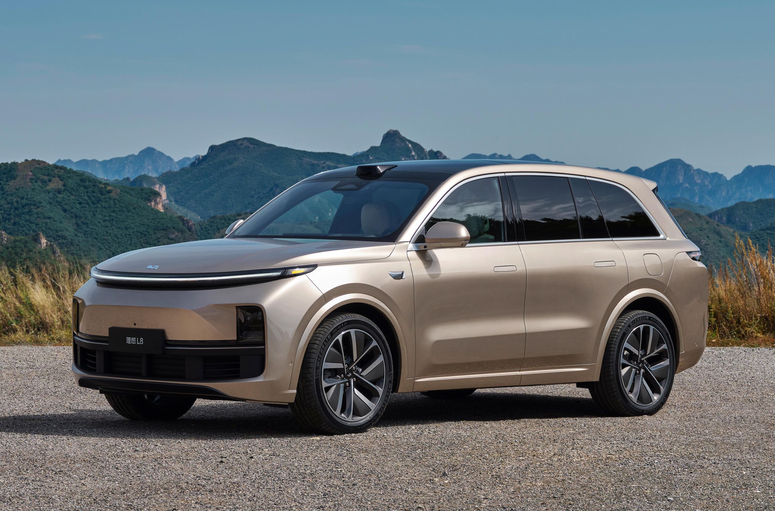 Li Auto L8 & L7: EREV Family SUVs Guide 2026 - Image 4