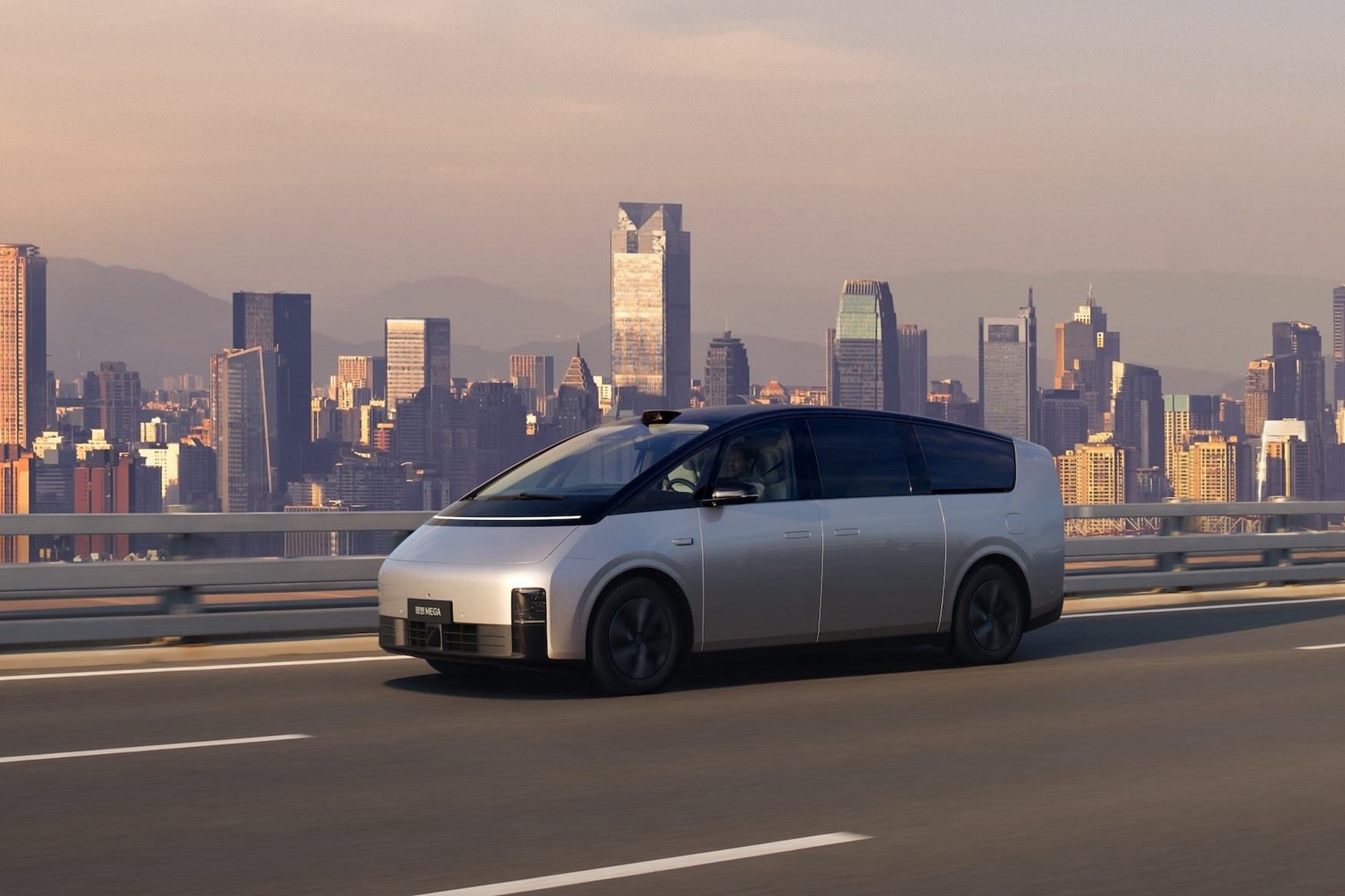 Li Auto MEGA: Pure Electric MPV Guide 2026 - Image 4