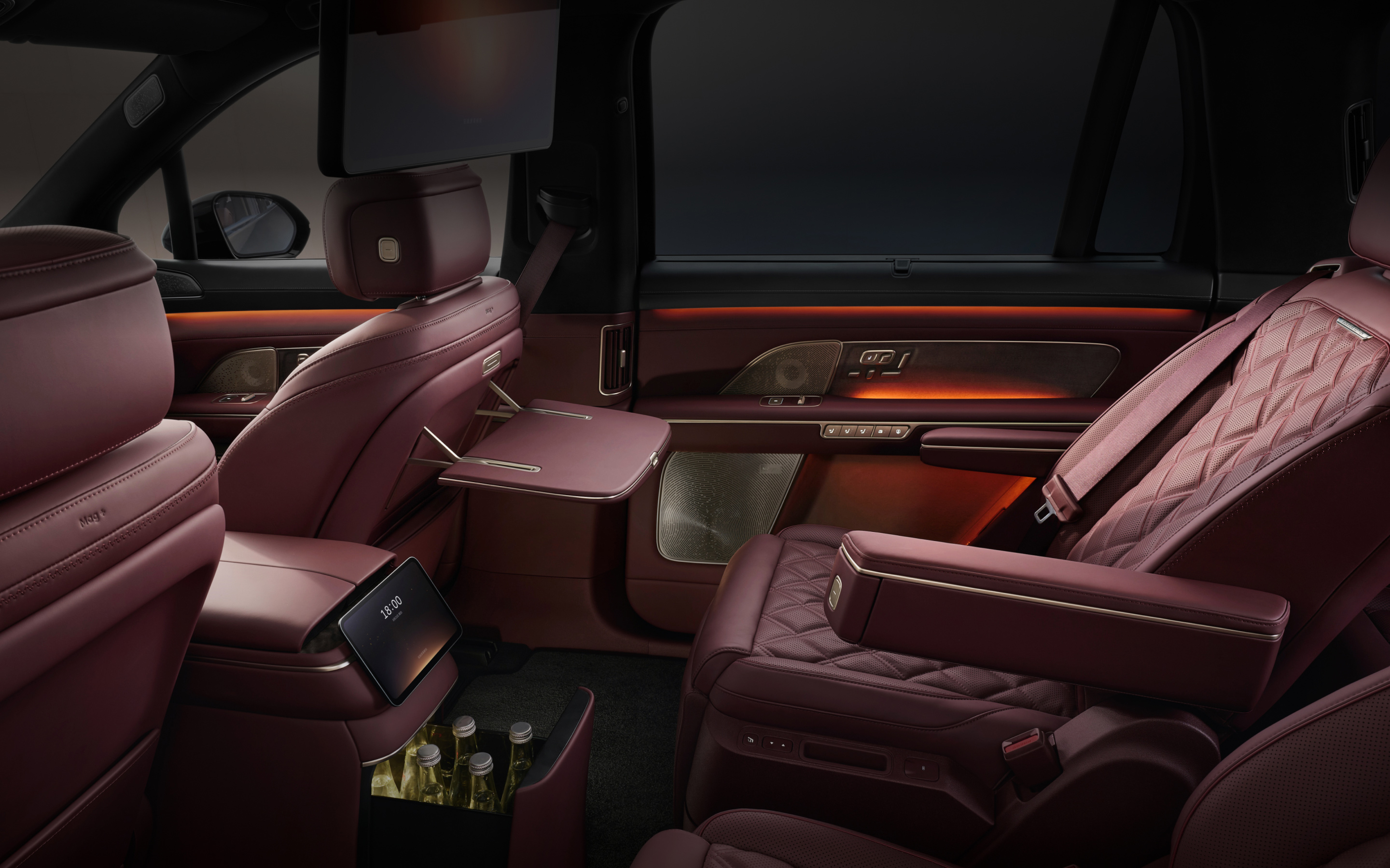 NIO ES8: Premium 6-Seat Electric SUV Guide 2026 - Image 9