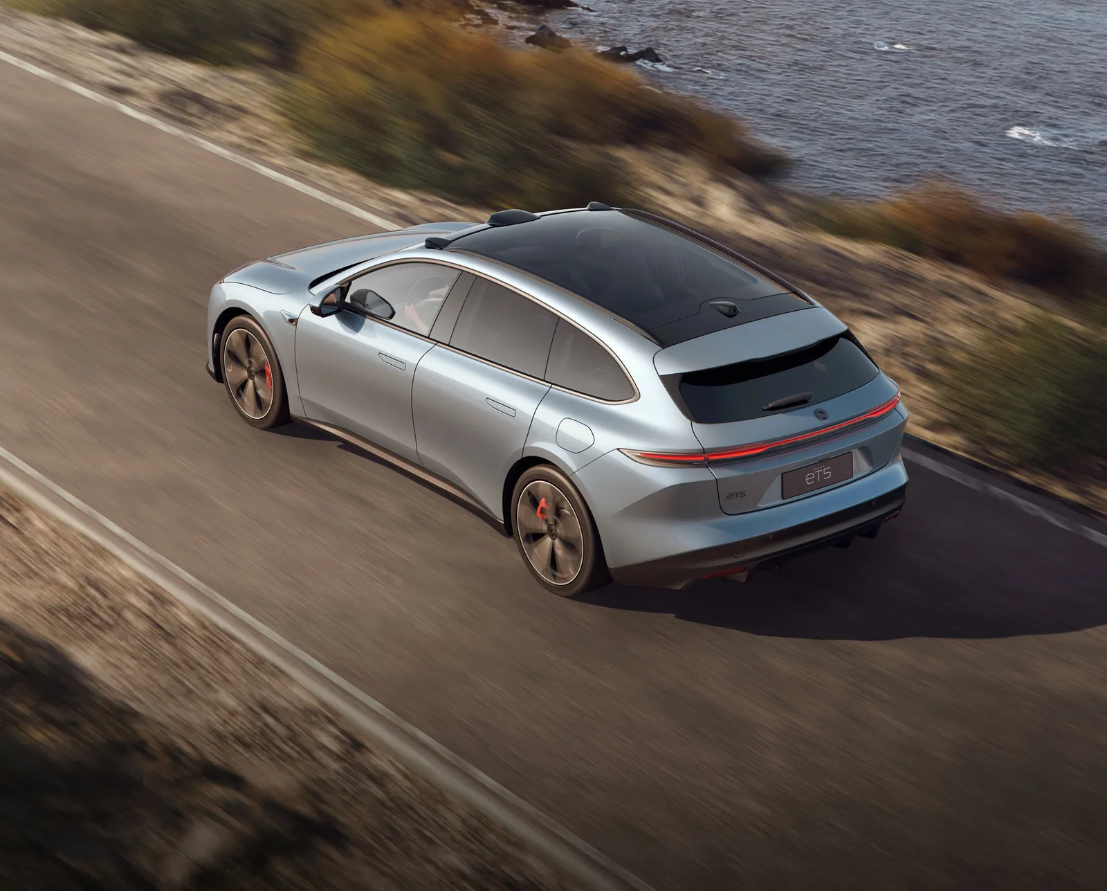 NIO ET5 Touring: Electric Estate and BaaS - Image 4