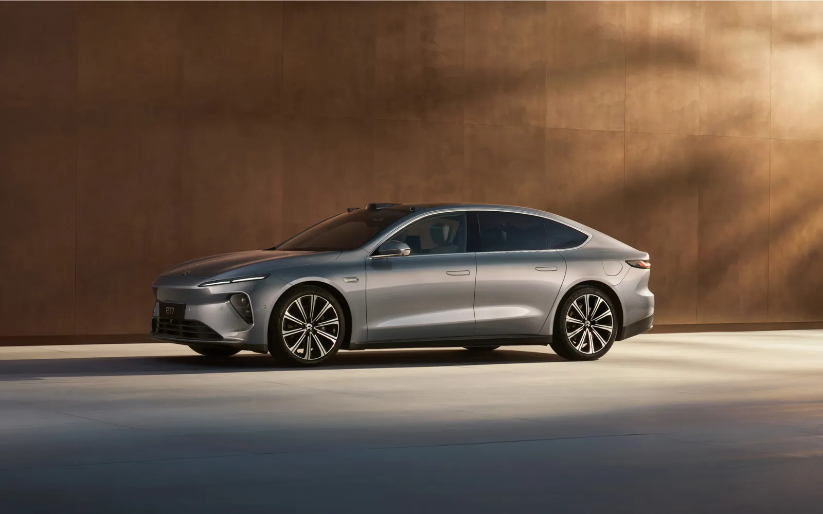 NIO Electric Car Guide: Europe Models, BaaS & Where to Buy