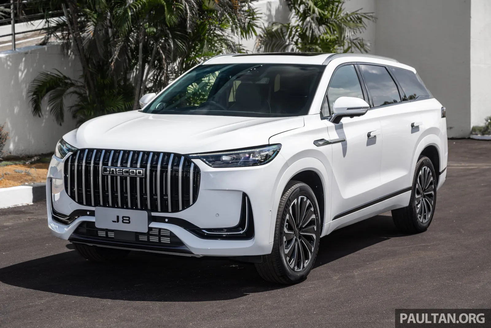 Omoda 9 Review: Full-Size SUV, 93-Mile EV Range Europe - Image 1